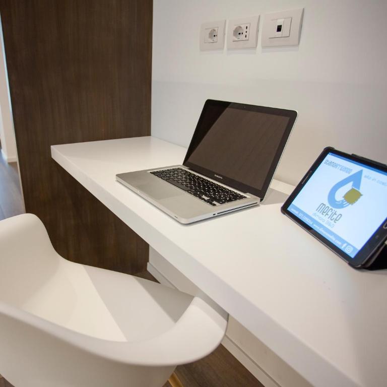 Dimora Mefite-Camere con Bagno Privato e Self check-in - Camera Matrimoniale Deluxe - 14