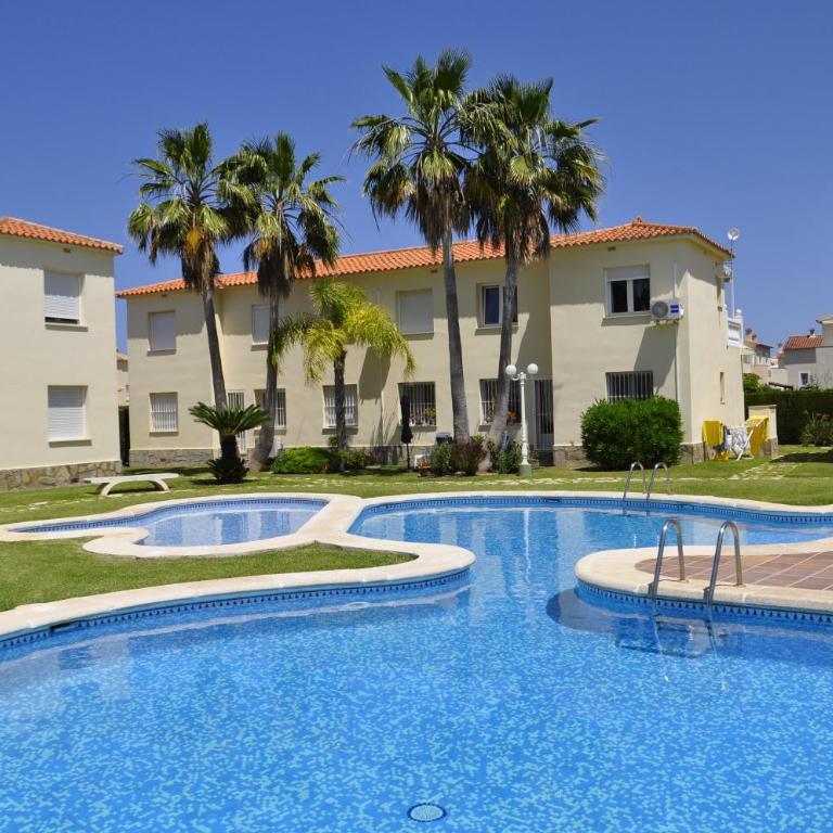 Family Beach Club Sevilla II - Apartamento con vistas al jardín - 1