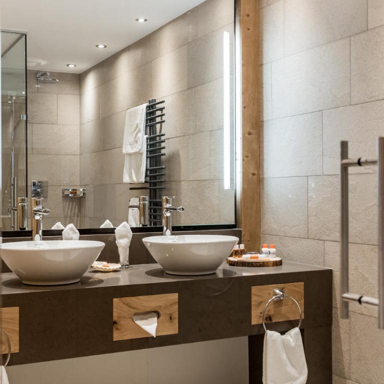 Aktiv- & Wellnesshotel Bergfried - Deluxe Suite - 4