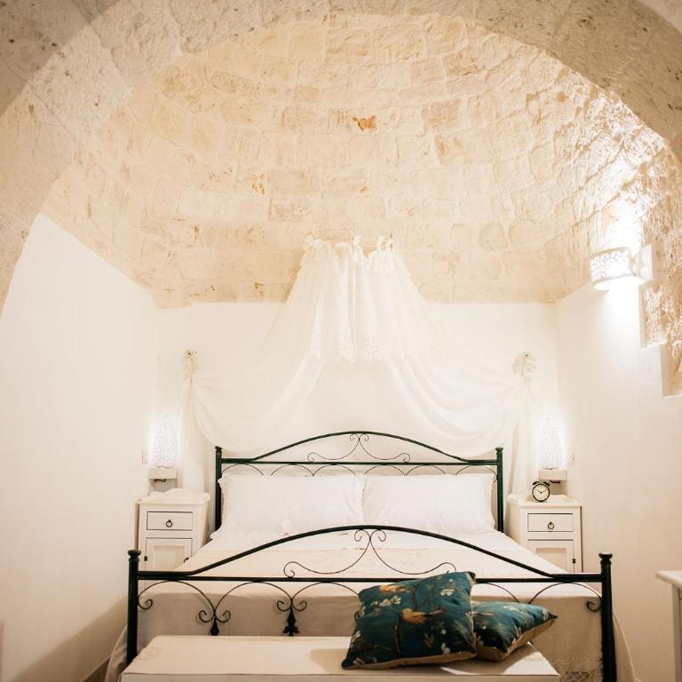 Il Carpino - Casa Trullo con 2 Camere da Letto - 17