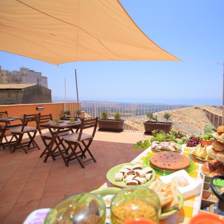 Le Terrazze di Pirandello - Suite with Terrace and Private Bathroom - 22