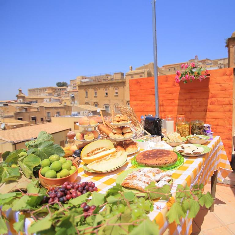 Le Terrazze di Pirandello - Suite with Terrace and Private Bathroom - 5