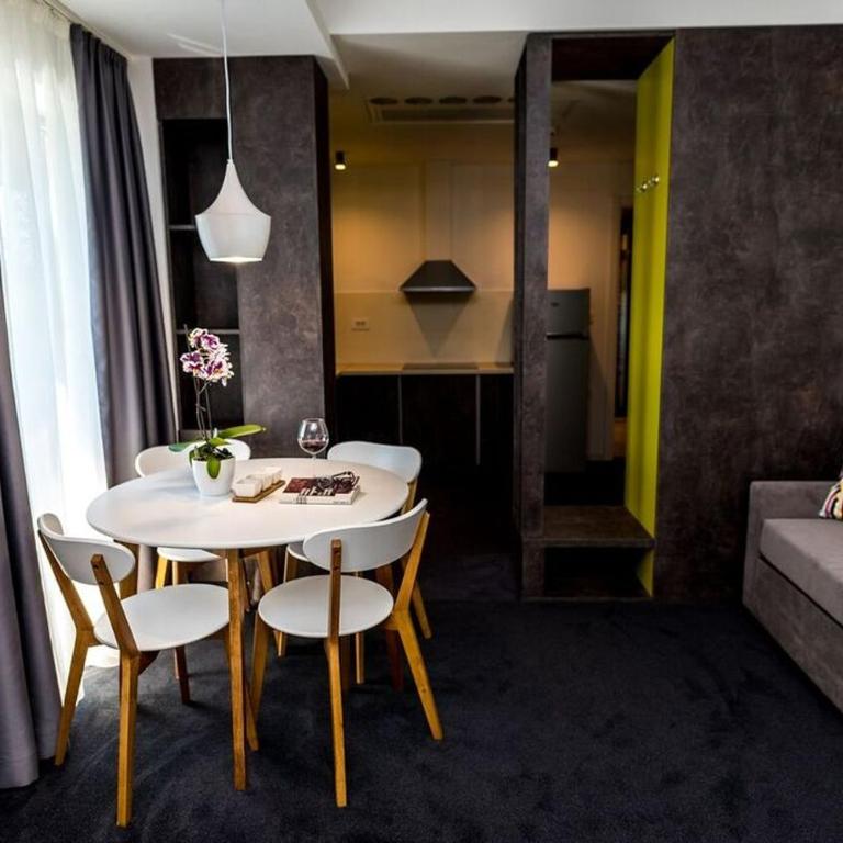 Konak na Uni - Apartman sa Balkonom - 15