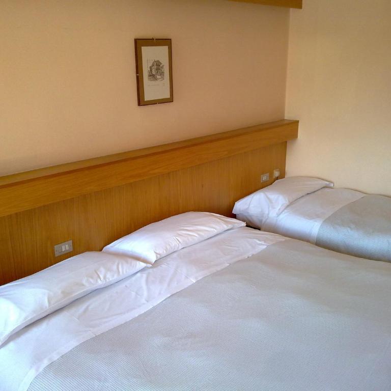 Hotel La Baita - Camera Familiare (2 Adulti + 2 Bambini) - 4
