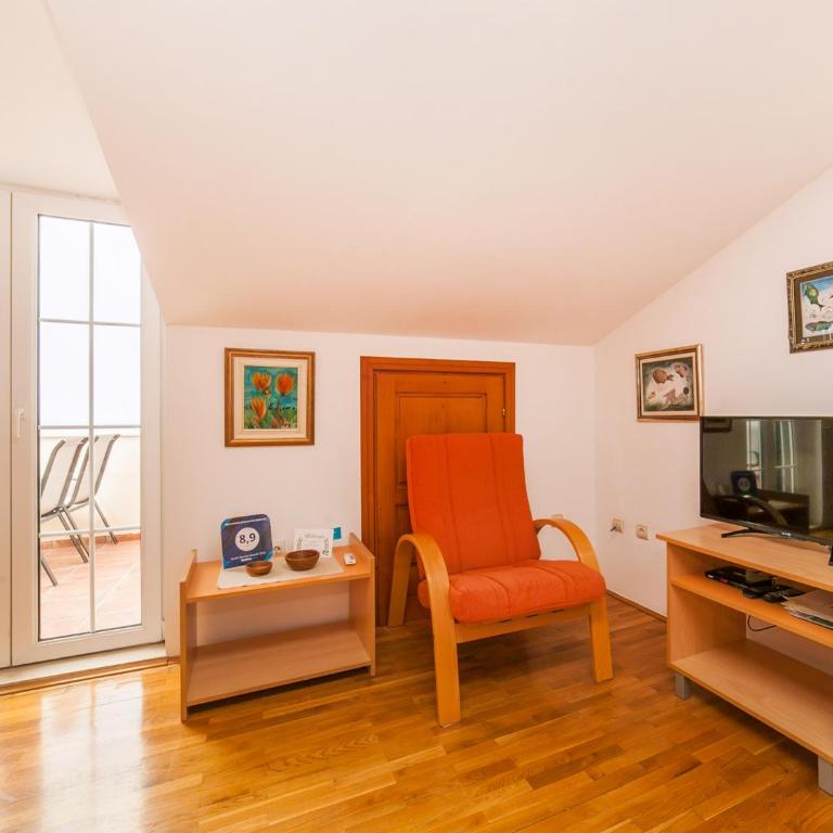 Apartments Krš Medinski - One-Bedroom Apartment with Terrace and Sea View - Attic - 10