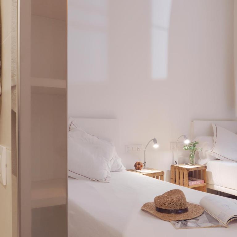 Som Nit Born - Standard Twin Room - 14