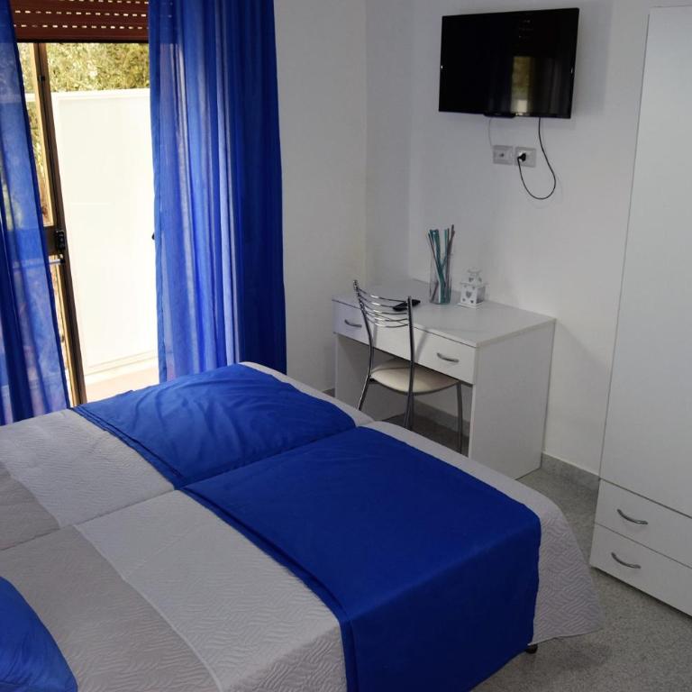 Il Rifugio d'aMare - Camera Matrimoniale con Letto Supplementare - 2