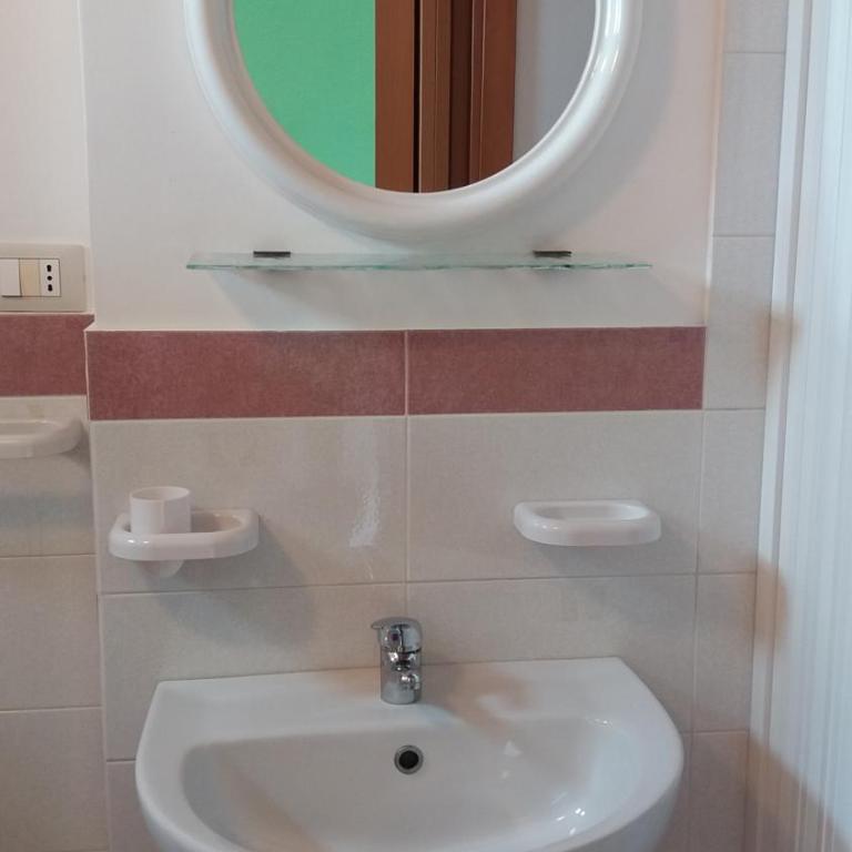 Bed and Breakfast Arcobaleno - Camera King - 18