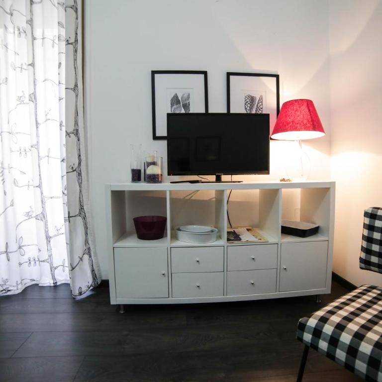 Amazing Politeama House - Appartamento con 2 Camere da Letto e Balcone - 6