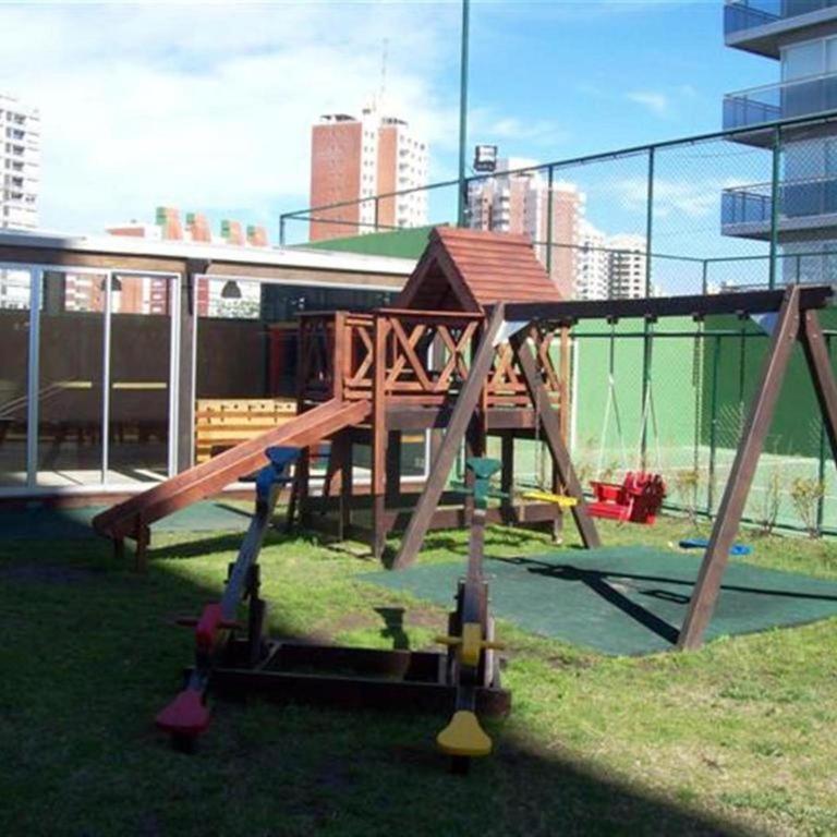 Edificio Long Beach - Apartamento con vistas a la piscina - 14
