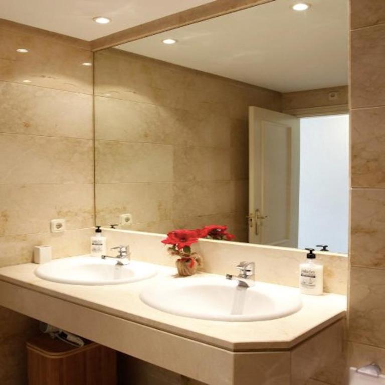 Center Puerto Banus -3 bedrooms - Apartment with Terrace - 9