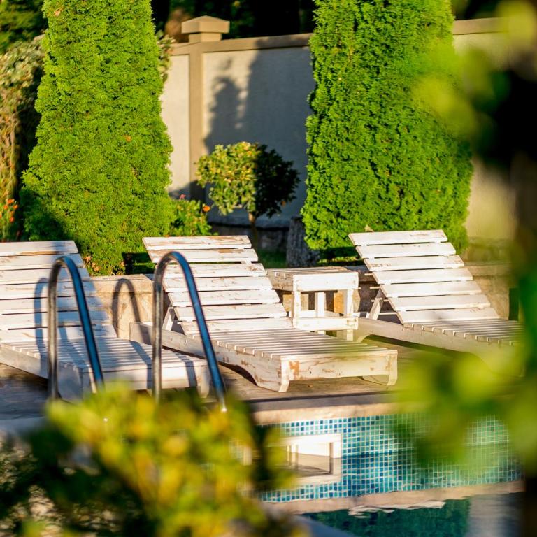 Villa Besha - Villa with Private Pool - 32