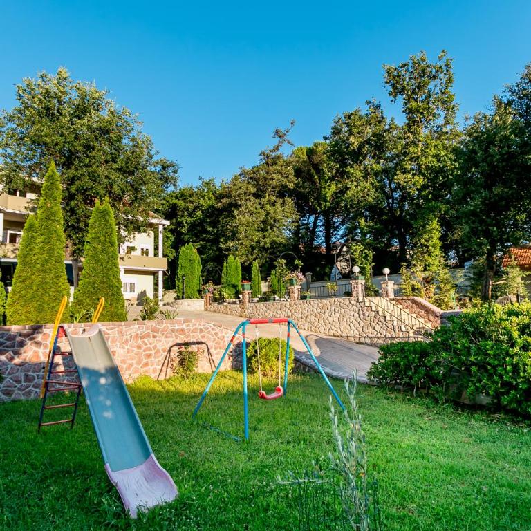 Villa Besha - Villa with Private Pool - 31