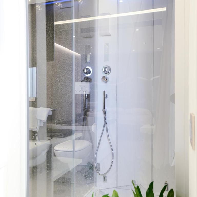 P2 Kevin's Charming Houses - Suite with Spa Bath & Hammam - 20
