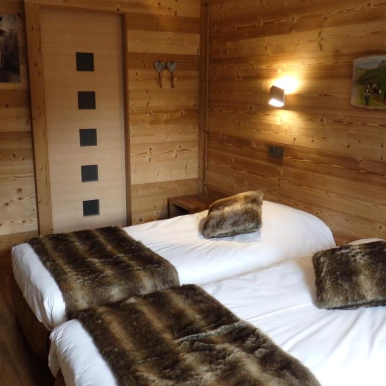 Hôtel Viallet - Chambre Deluxe - 3