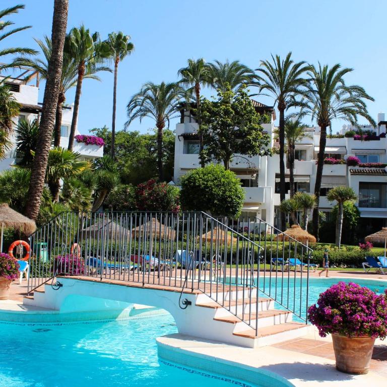 Alcazaba Beach Apartment 3302 - Apartamento - 54