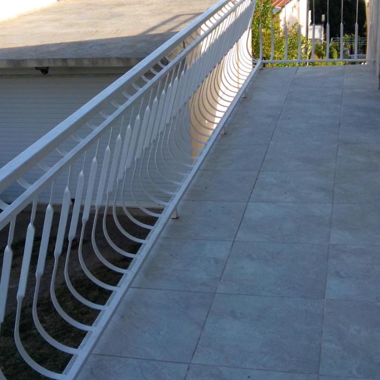 Apartments Stevanovic - Apartment with Sea View - 5