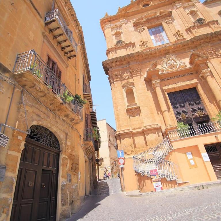 Le Terrazze di Pirandello - Suite with Terrace and Private Bathroom - 25