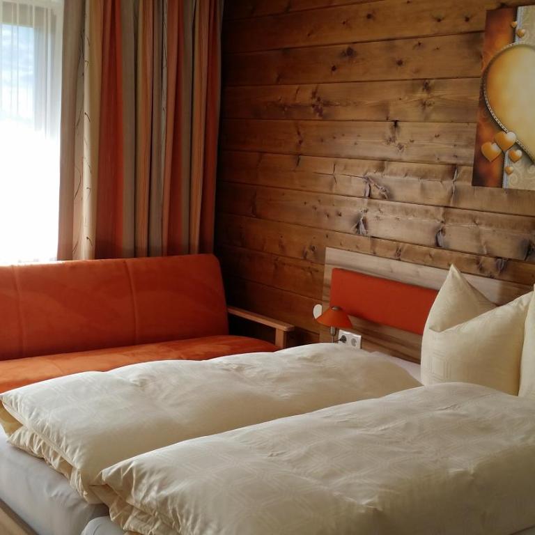 Gästeheim Lederle - Dreibettzimmer - 25
