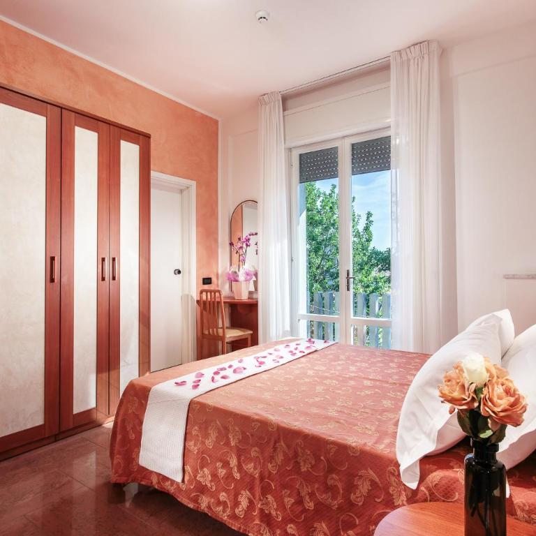 Hotel Garden - Parking Included - Camera Comfort Matrimoniale/Doppia con Letti Singoli - 4
