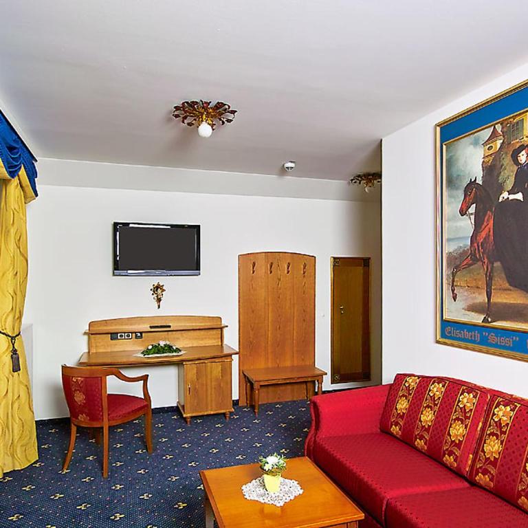 Landhotel Wiesbauer - Suite mit Kingsize-Bett und Balkon - 3