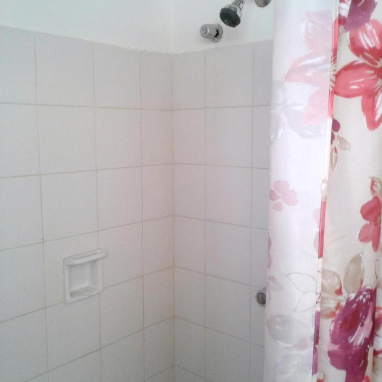La Perla - Standard Triple Room - 1