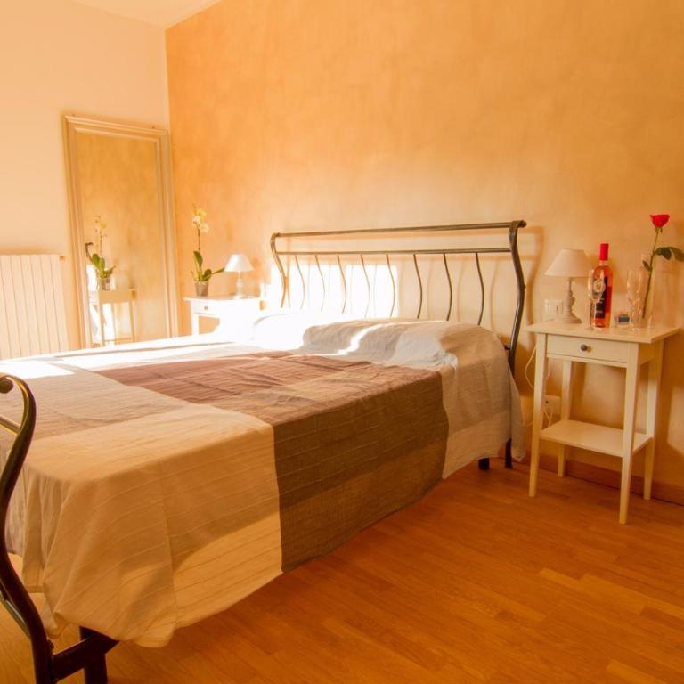 B&B GARDA IN - Camera Familiare con Vista Lago - 2