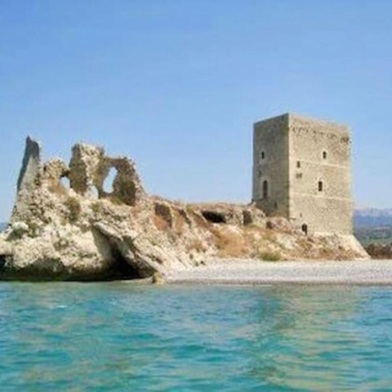 Mansarda Camelie via dei Normanni, 45 - Vacation Home - 37