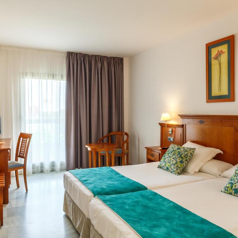 BQ Andalucia Beach Hotel - Habitación Doble con balcón - 1 o 2 camas - 1