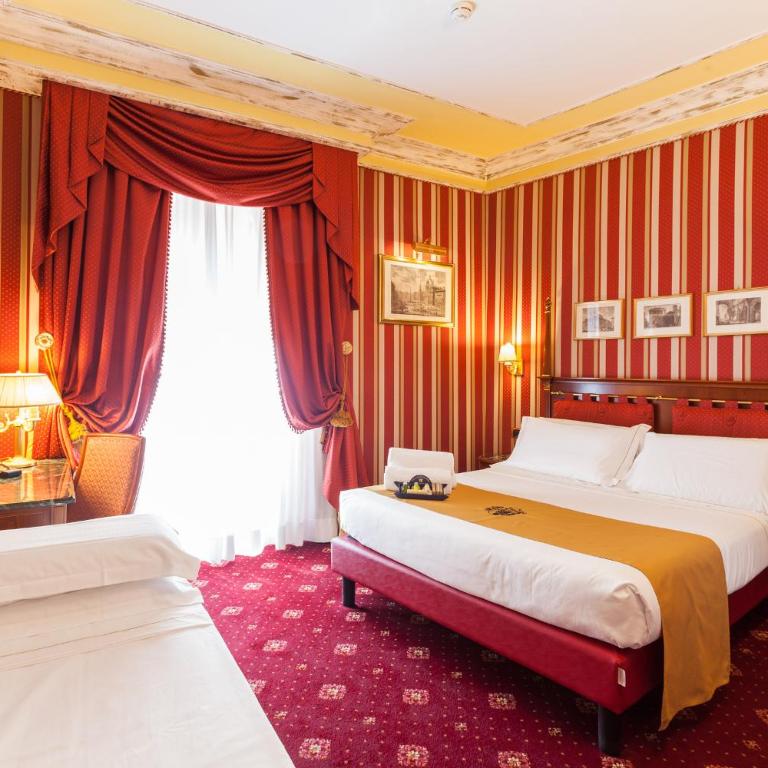 Hotel Manfredi Suite In Rome - Deluxe Triple Room - 8