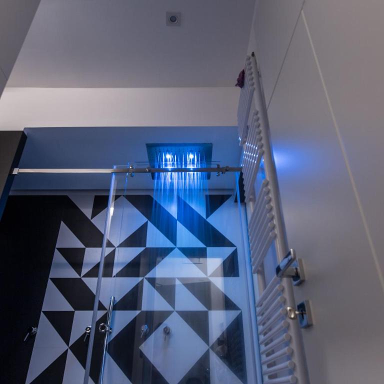 The Boutique Napoli Suite - Camera Tripla Deluxe con Balcone - 7