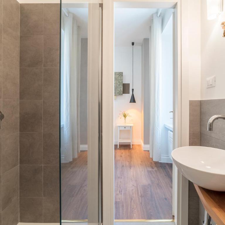 Guest Roma House - Chambre Simple avec Salle de Bains Privative - 3