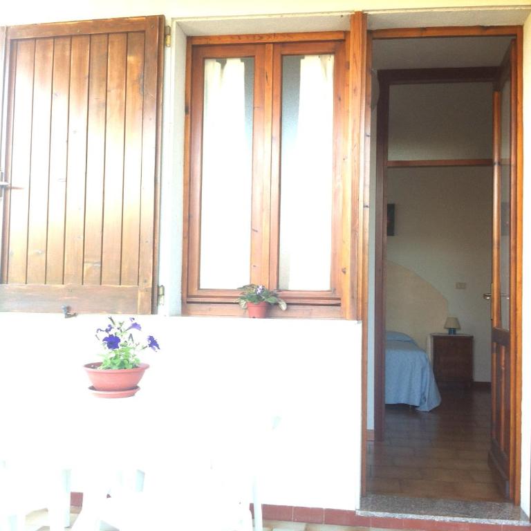 B&b Sa Domo - Camera Matrimoniale/Doppia con Letti Singoli con Bagno Privato - 2