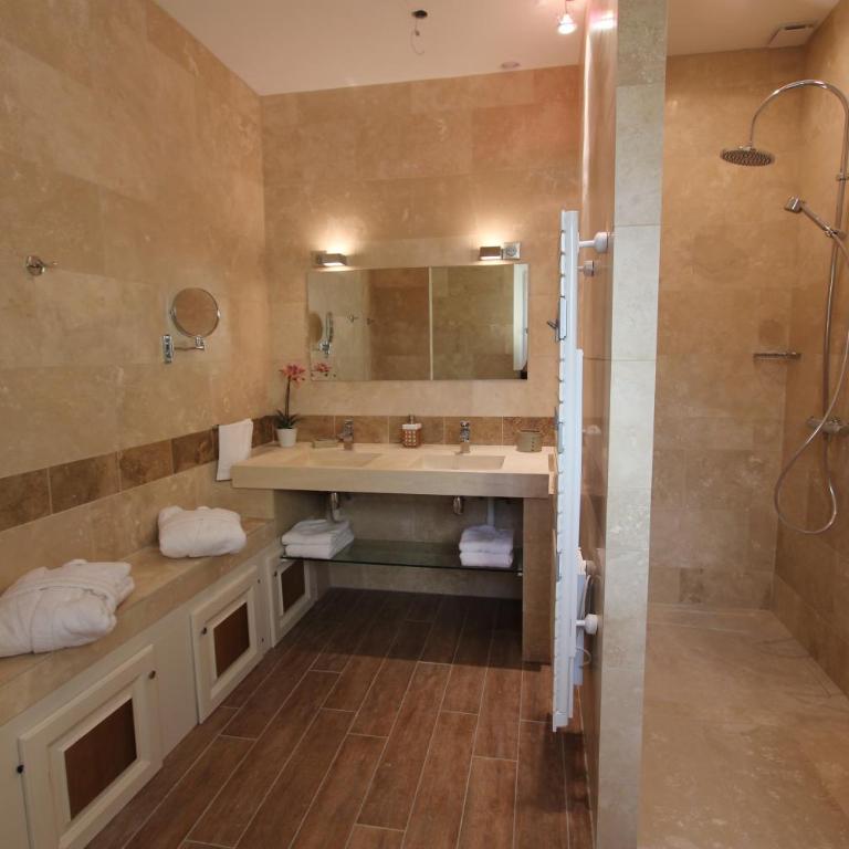 Aux charmes de grasse - Chambre Double - 5