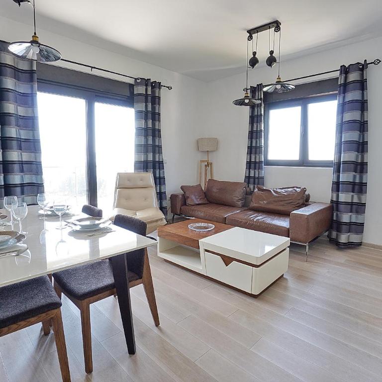 Budva Bay Breeze Apartments - Apartman sa Balkonom - 1