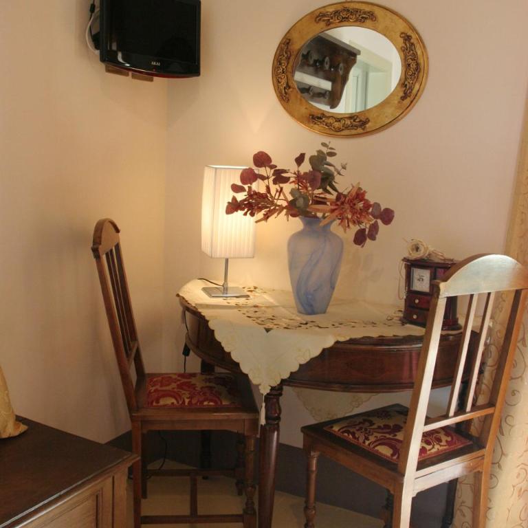 B&B Palazzo Gambino - Camera Deluxe Matrimoniale/Doppia con Letti Singoli - 1