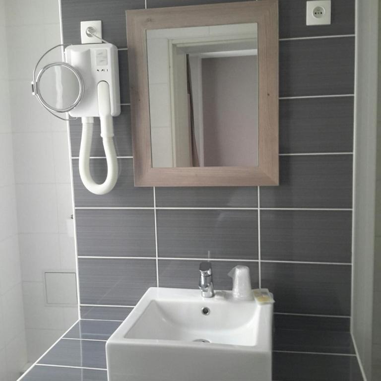 Hotel Cosmos - Chambre Triple Classique - 5