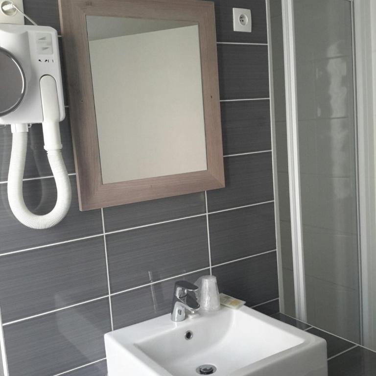 Hotel Cosmos - Chambre Triple Classique - 6