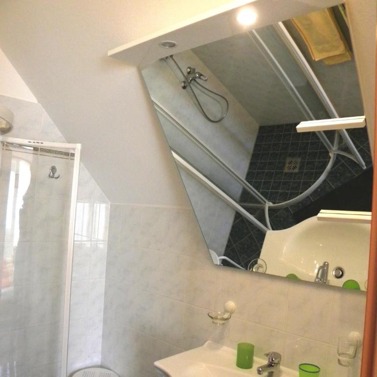 Gästehaus Lisa - Double Room - 2