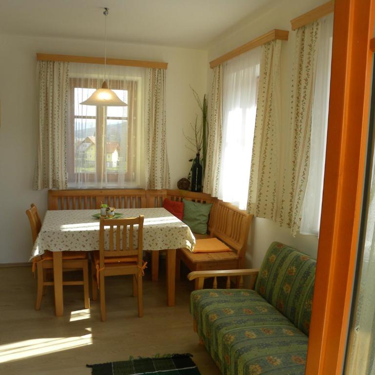 Gästehaus Lisa - Two-Bedroom Apartment with Terrace - 7