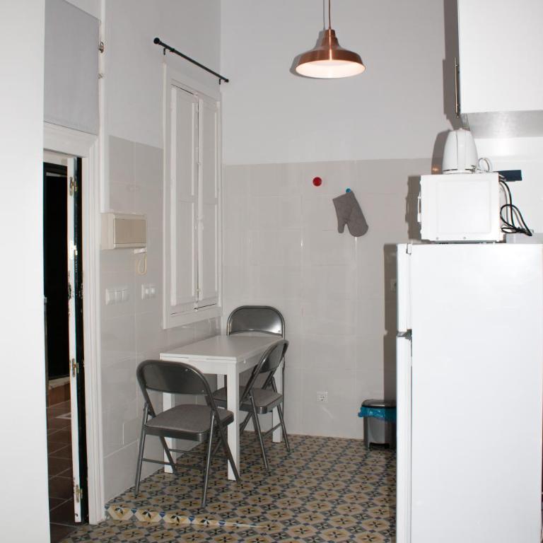 Apartamentos Fernando El Catolico - Loft - 16
