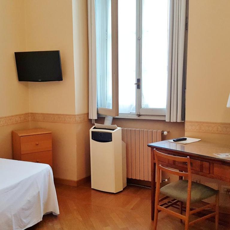 Hotel Roma e Rocca Cavour - Camera Singola Basic - 4