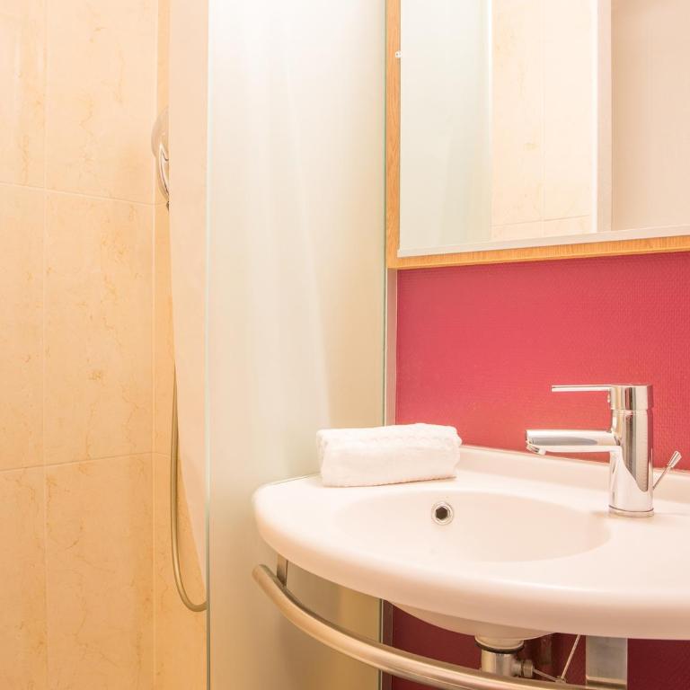 B&B HOTEL Hyères - Chambre Double - 4