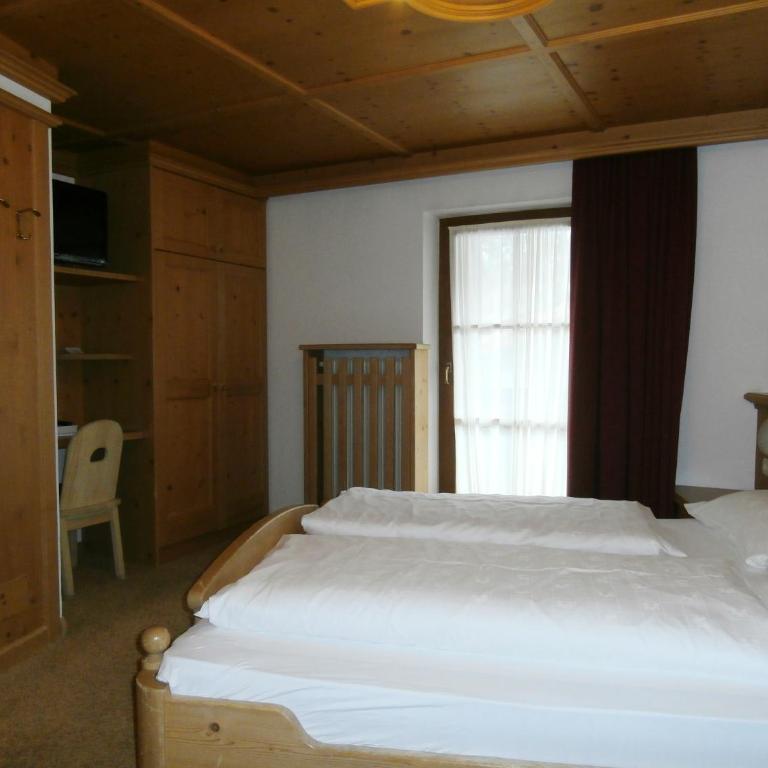 Piccolo Hotel Gurschler - Double Room with Balcony - 6