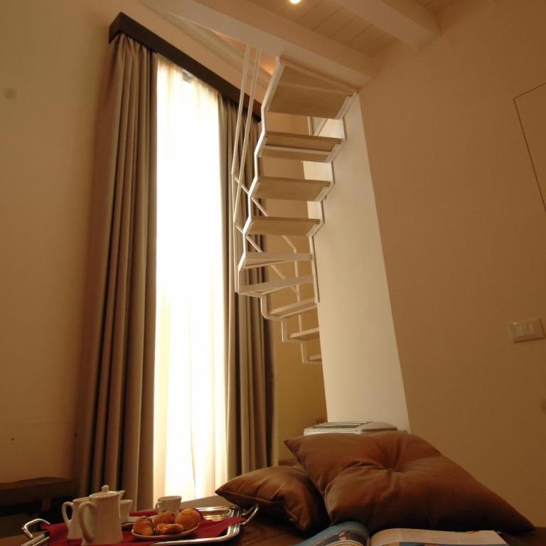 Ucciardhome Hotel - Penthouse Family - 1