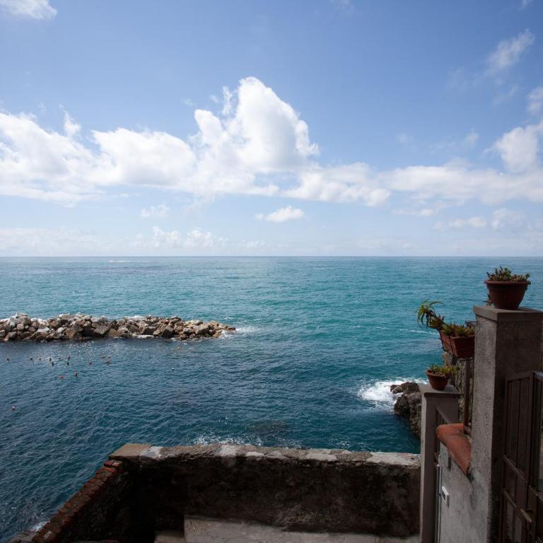 Scorci Di Mare - Camera Matrimoniale con Balcone e Vista Mare - 2