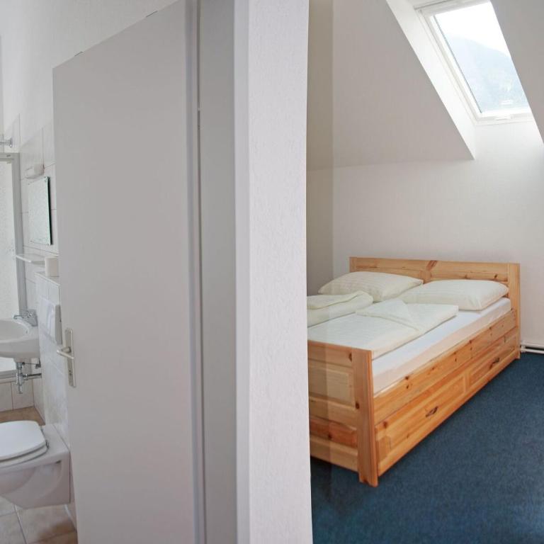 Gasthaus Pension Goldeck - Camera Matrimoniale con Bagno Privato - 3