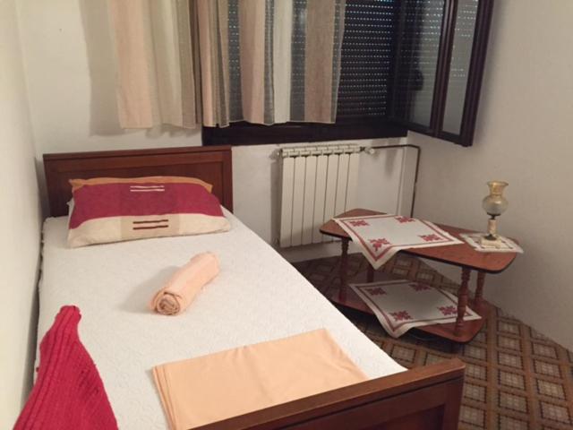Rooms Ana - Single Room with Shared Bathroom - 3