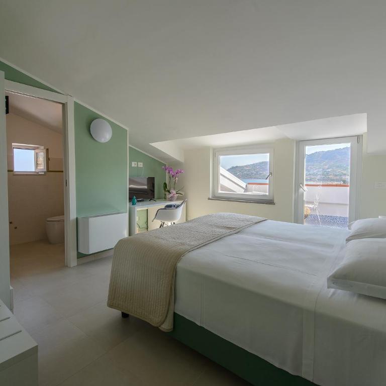 B&B Vistamare Suite - Camera King con Terrazza e Vista Mare - 3