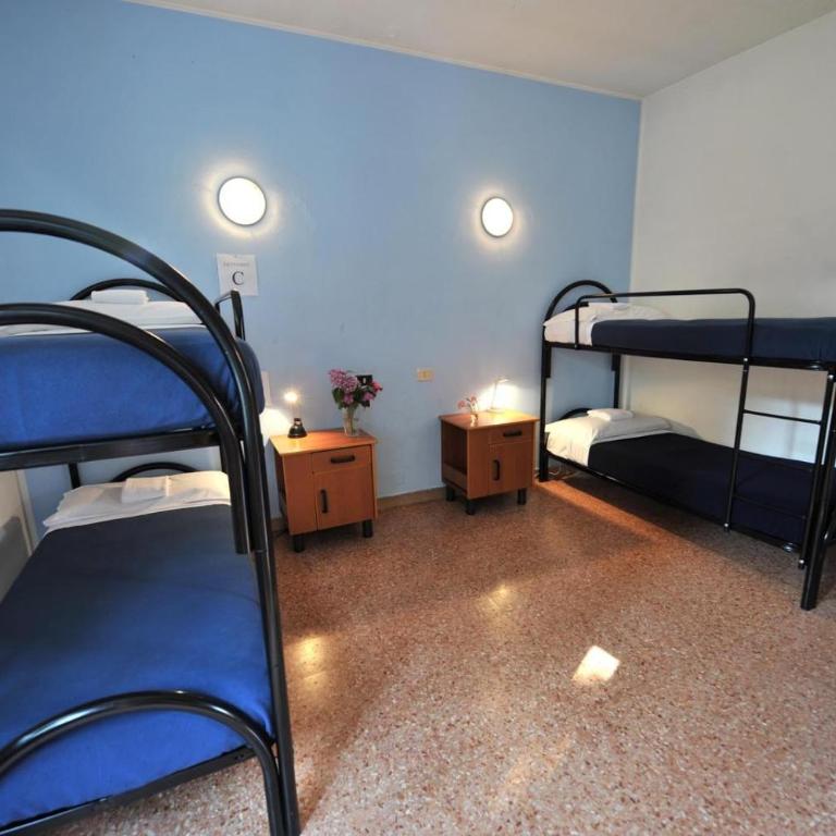 OstellOlinda - Letto Singolo in Dormitorio Femminile per 4 Persone - 4